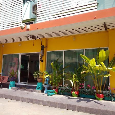 Is Boutique Huahin Hotel Exterior photo